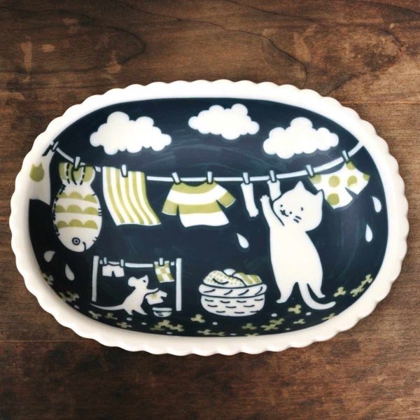 ねことにちようび 中鉢 食器 楕円鉢 22cm 猫柄 おしゃれ 美濃焼 日本製